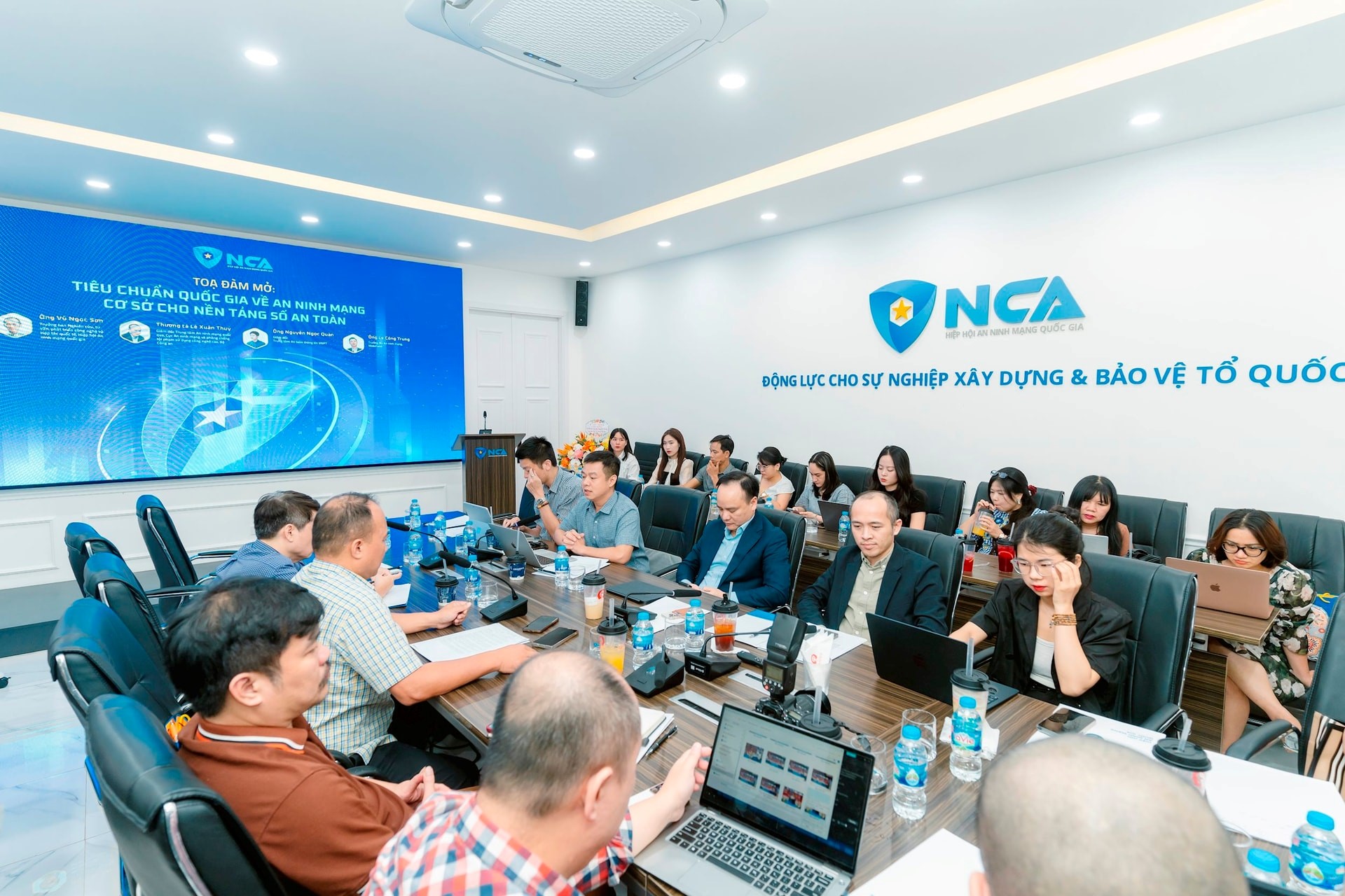 TCVN 14423:2025 điều chỉnh các hành vi được an toàn trên không gian mạng